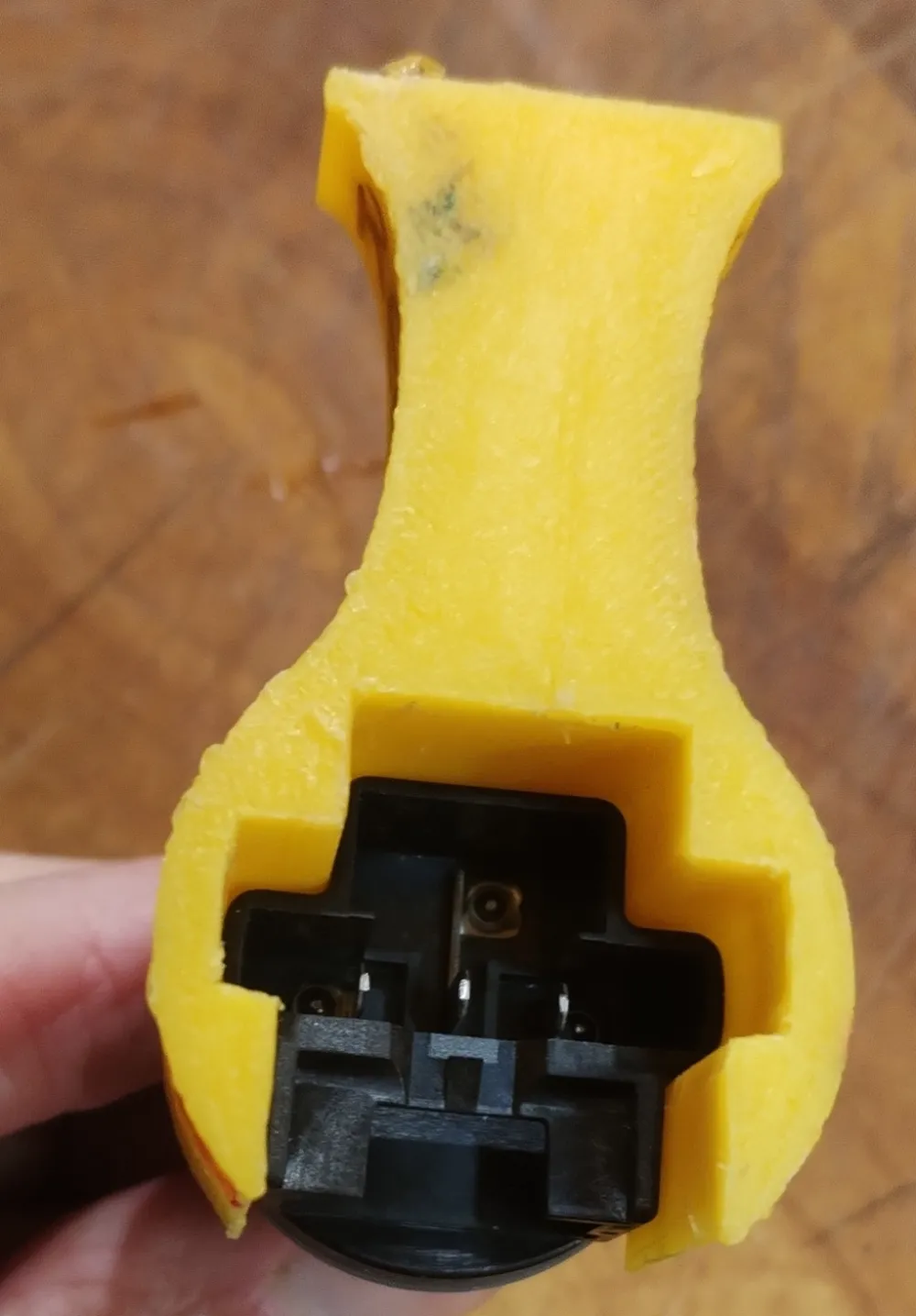 PCX 125 front bulb extractor tool by creeek - MakerWorld