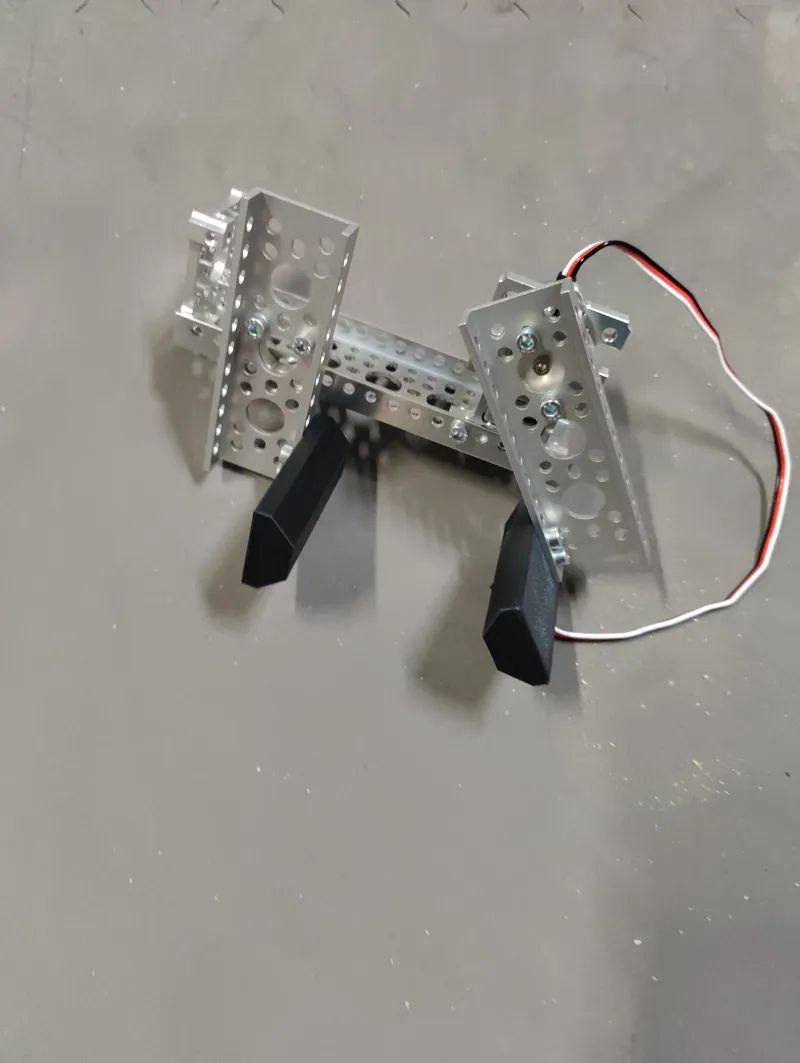 FTC Into The Deep claw gripper for sample/specimen