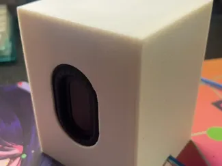 75一对的哈曼卡顿小音箱后盖