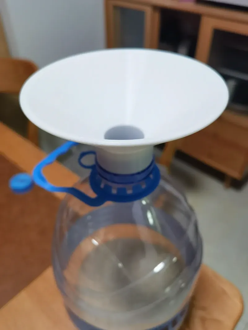 矿泉水瓶漏斗/米桶漏斗 适用于景田4.8L瓶口（35mm以上44mm以下瓶口适用）