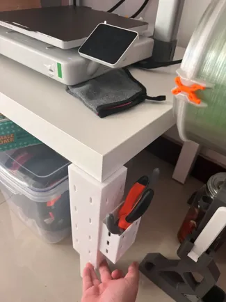 宜家小方桌桌腿洞洞板收纳