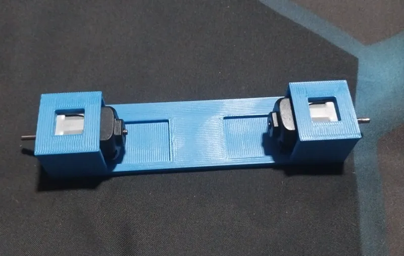 Duel motor mount for DC motor