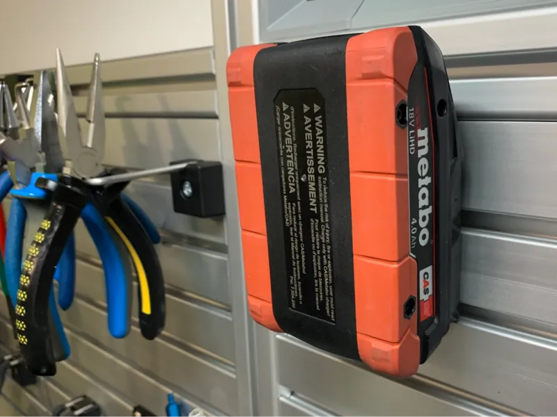 Battery Holder for Metabo 18V Batteries