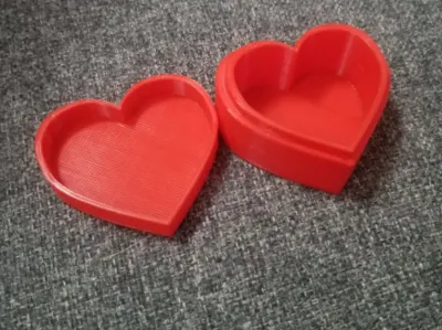 Heart-shaped box