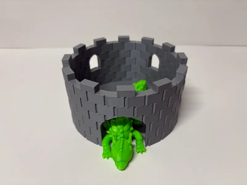 5.5 Inch Dragon Lair/House (Display/Stand)