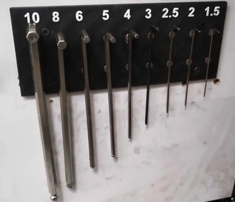 Magnetic strip for Allen keys