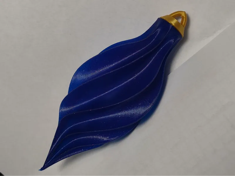 Slim spiral ornament