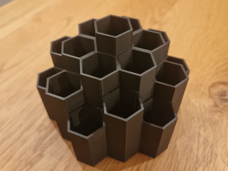 Pencil holder hexagon