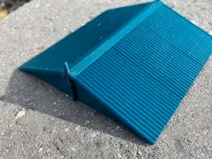 HO scale corrugated iron roof with ridge capping