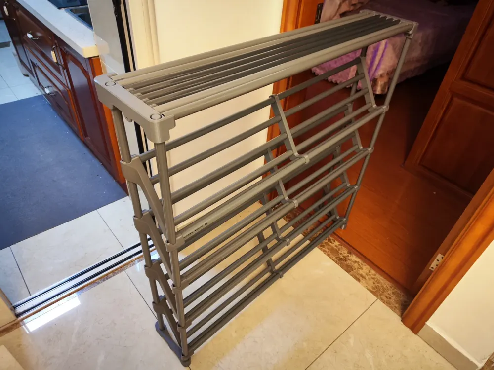 Highly practical and cost-effective narrow-slot shoe rack and ...