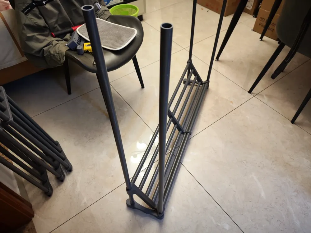 Highly practical and cost-effective narrow-slot shoe rack and ...