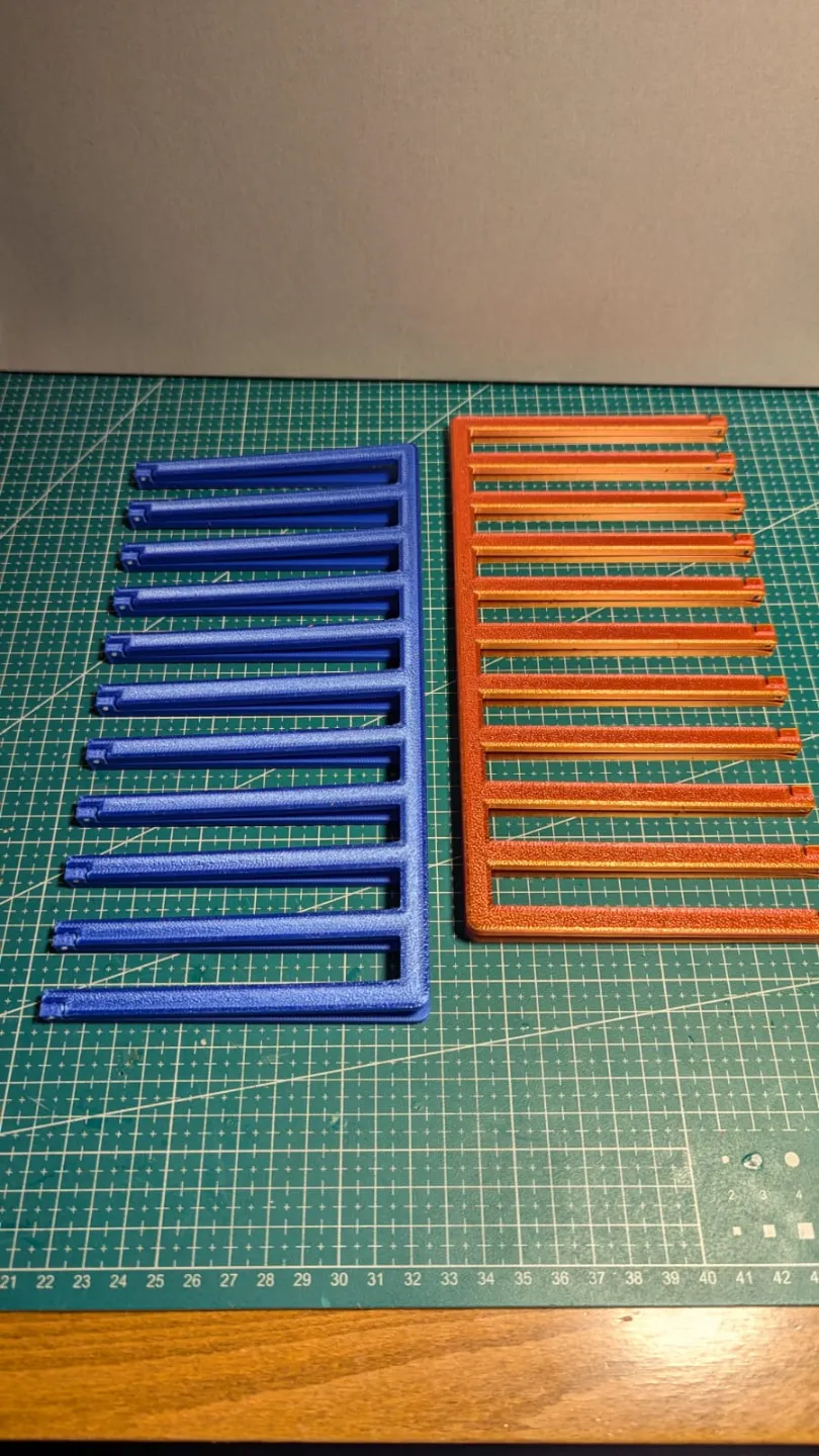 Gundam Runner Rack Stl model kit_ gundam_runner holder - Free 3D Print Model - MakerWorld