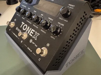 ToneX Stand (With rubber feet option)