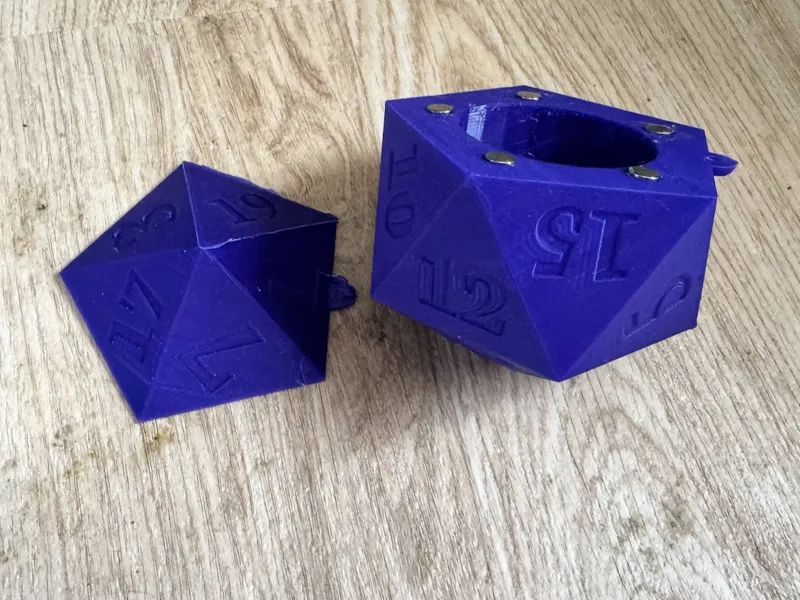 D20 Dice Storage Magnet Holder
