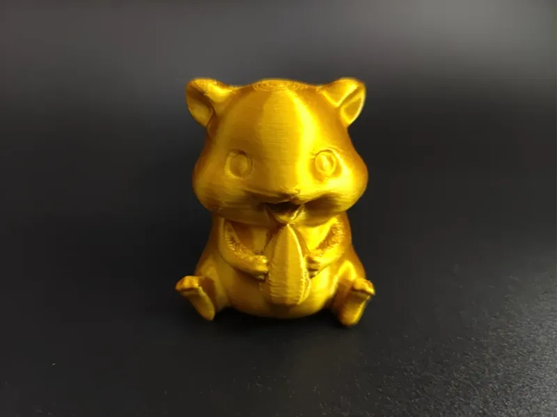 可爱仓鼠吃瓜子
