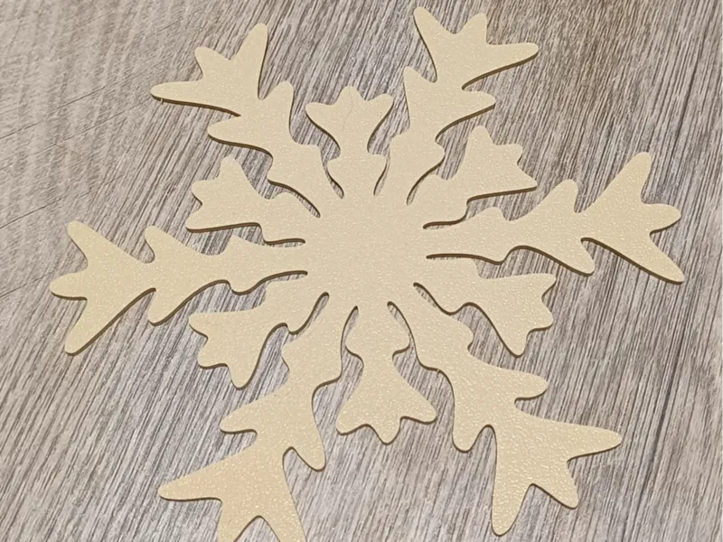 Large snowflake 155 mm only 20 grams.