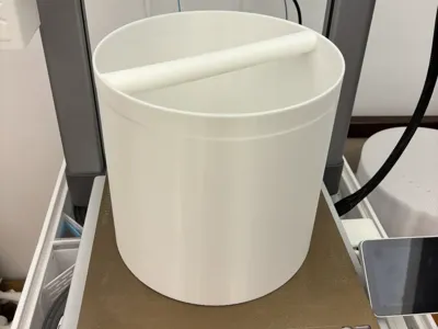 Coffee grounds bin