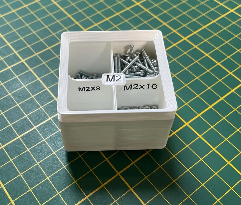 [ALCH] 1x1x40 4 subdevisions ModuBOX
