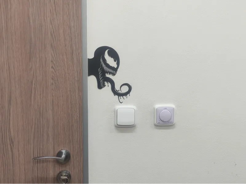 venom decoration