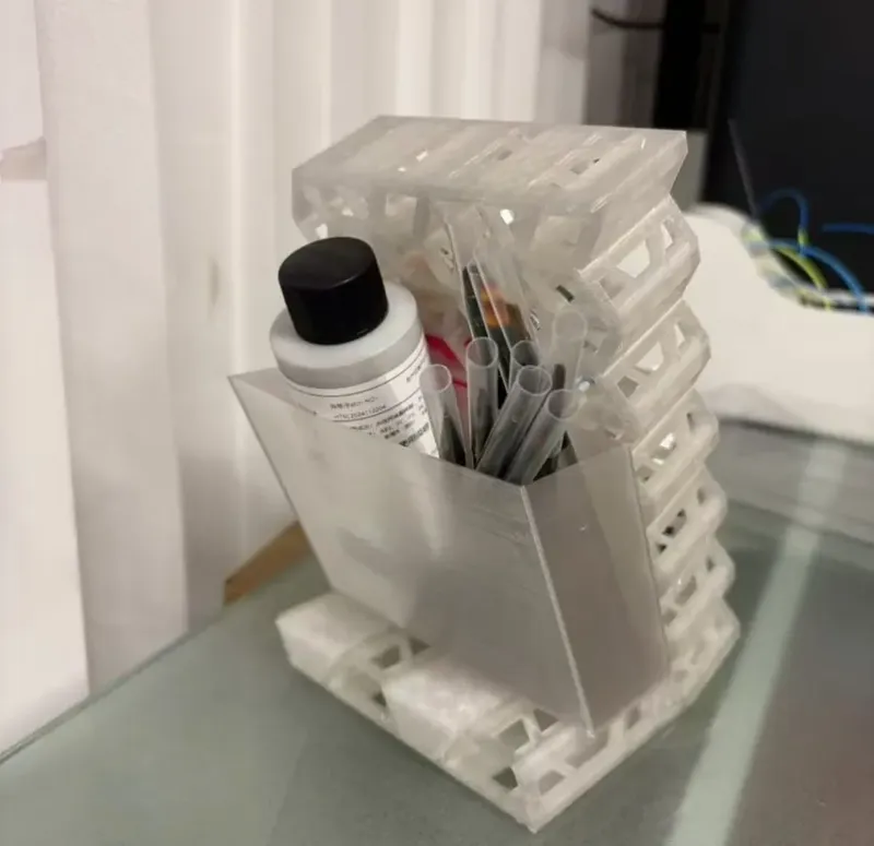 手涂漆收纳架组合笔筒