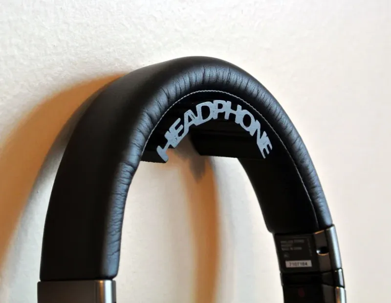 Headphone holder