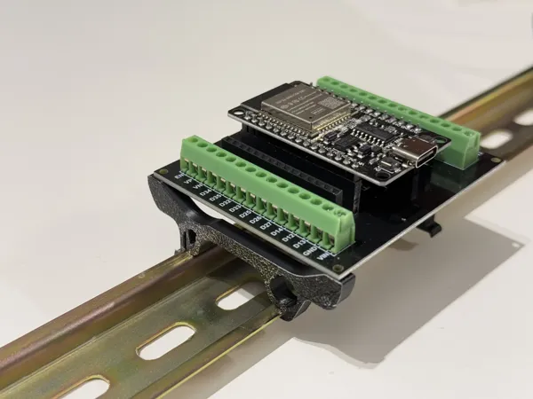 https://makerworld.bblmw.com/makerworld/model/DSM00000000856560/design/2024-12-07_g0281031n24g.jpg