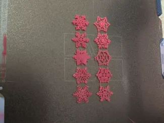 雪花剪纸钥匙扣
