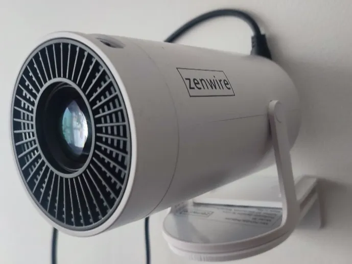 Projector Zenwire holder