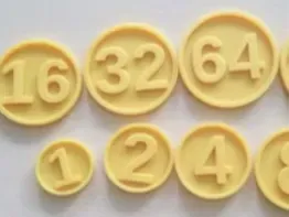 Jetons décoratifs chiffres binaires