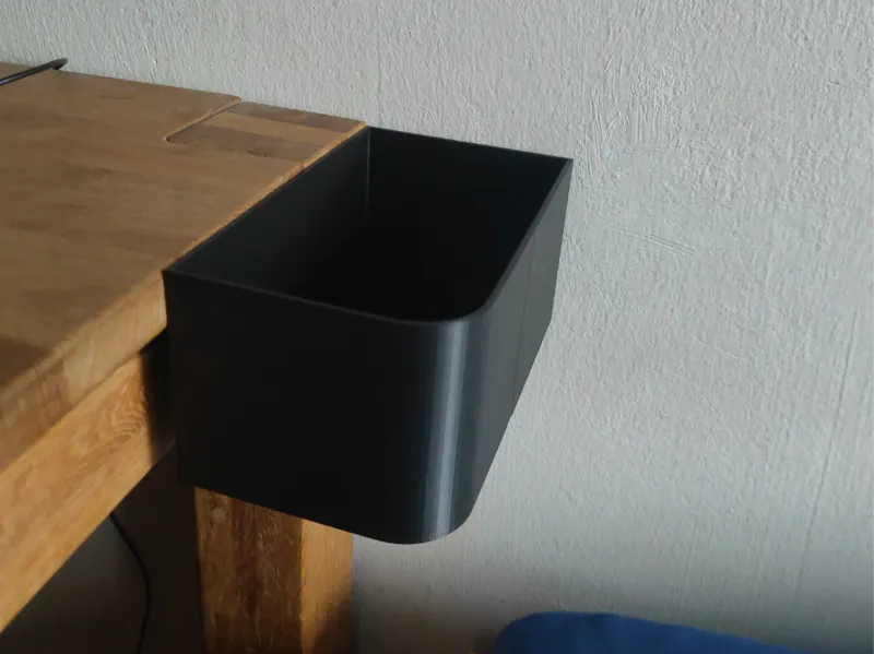 Simple desk-corner bin for double stick tape