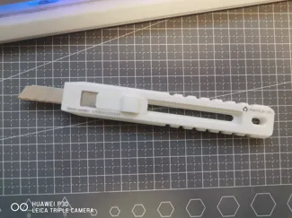 美工刀