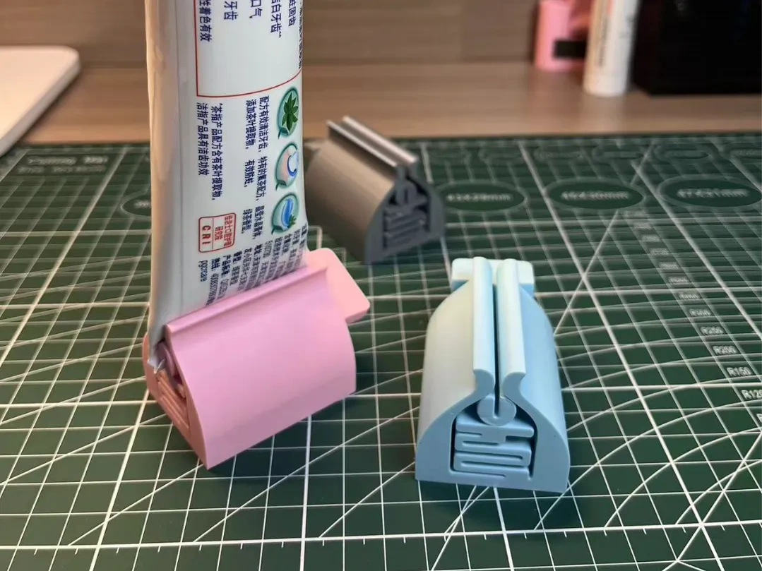 牙膏收纳架