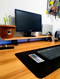 Support pour moniteur — photo 1
