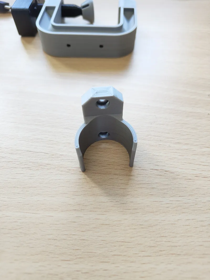 Parametric Universal Screw Clamp Crutch holder