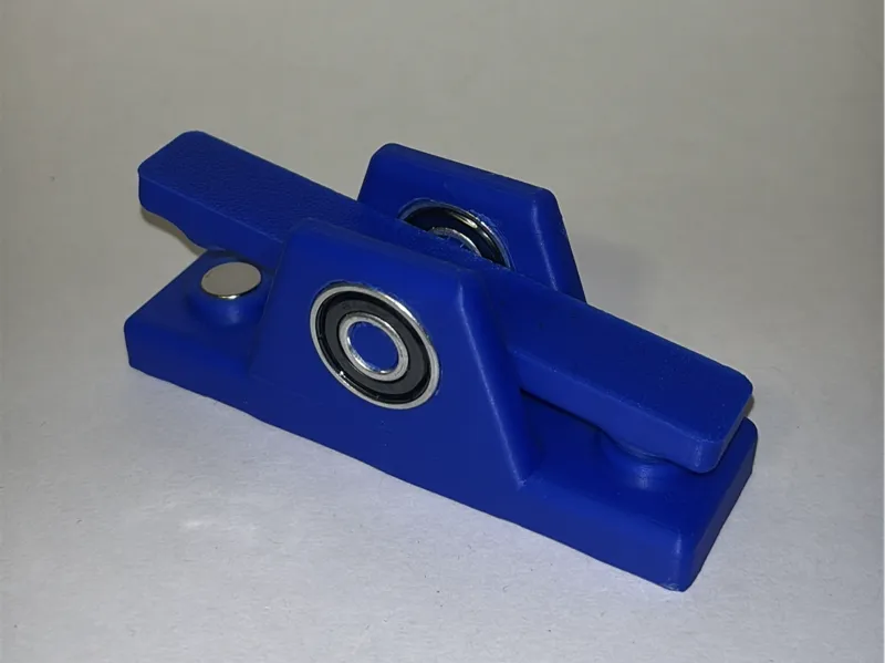 Magnetic See-Saw Fidget