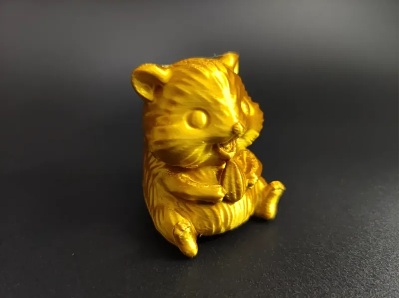 可爱仓鼠吃瓜子