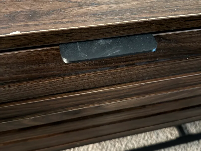 Coffee table handle