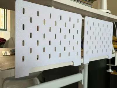 Desk anti-fall baffles, pegboard