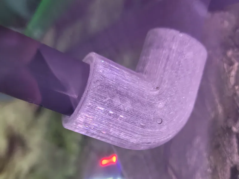 Aquariunm knee for hoses