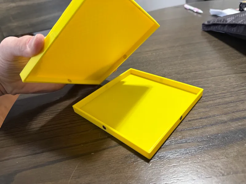 Parameterized box with magnetic lid