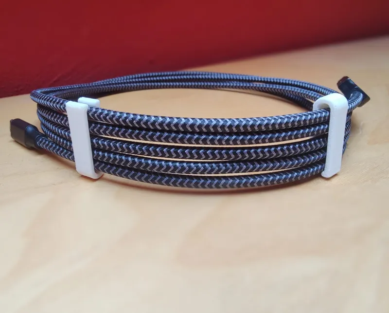 Cable clip (only 2g per pair!)