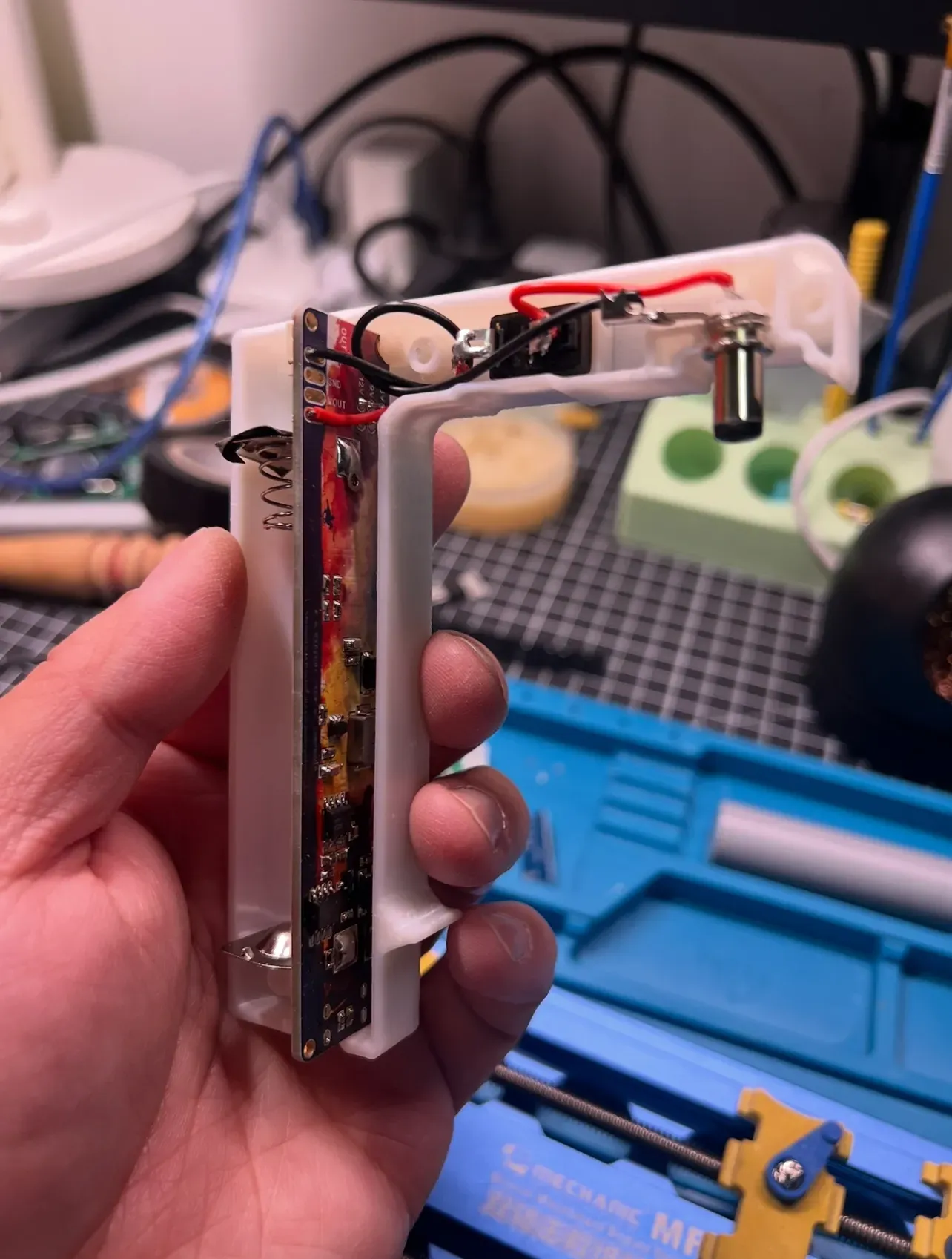 Handheld Console With Arduino Abeno: An Arduino Uno-based handheld game console (GameBoy) by 阿笨 ...