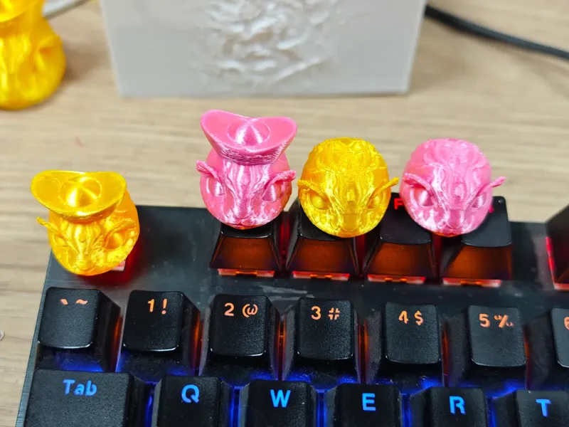 金蛇键帽~金蛇送宝