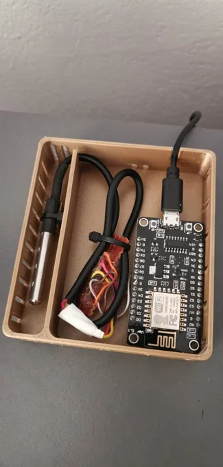 NodeMCU ESP8266 sensor case with DS18B20 place