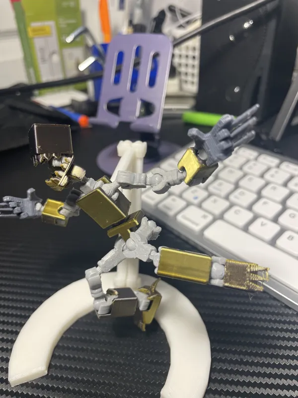 mini 13 claw feet and hands