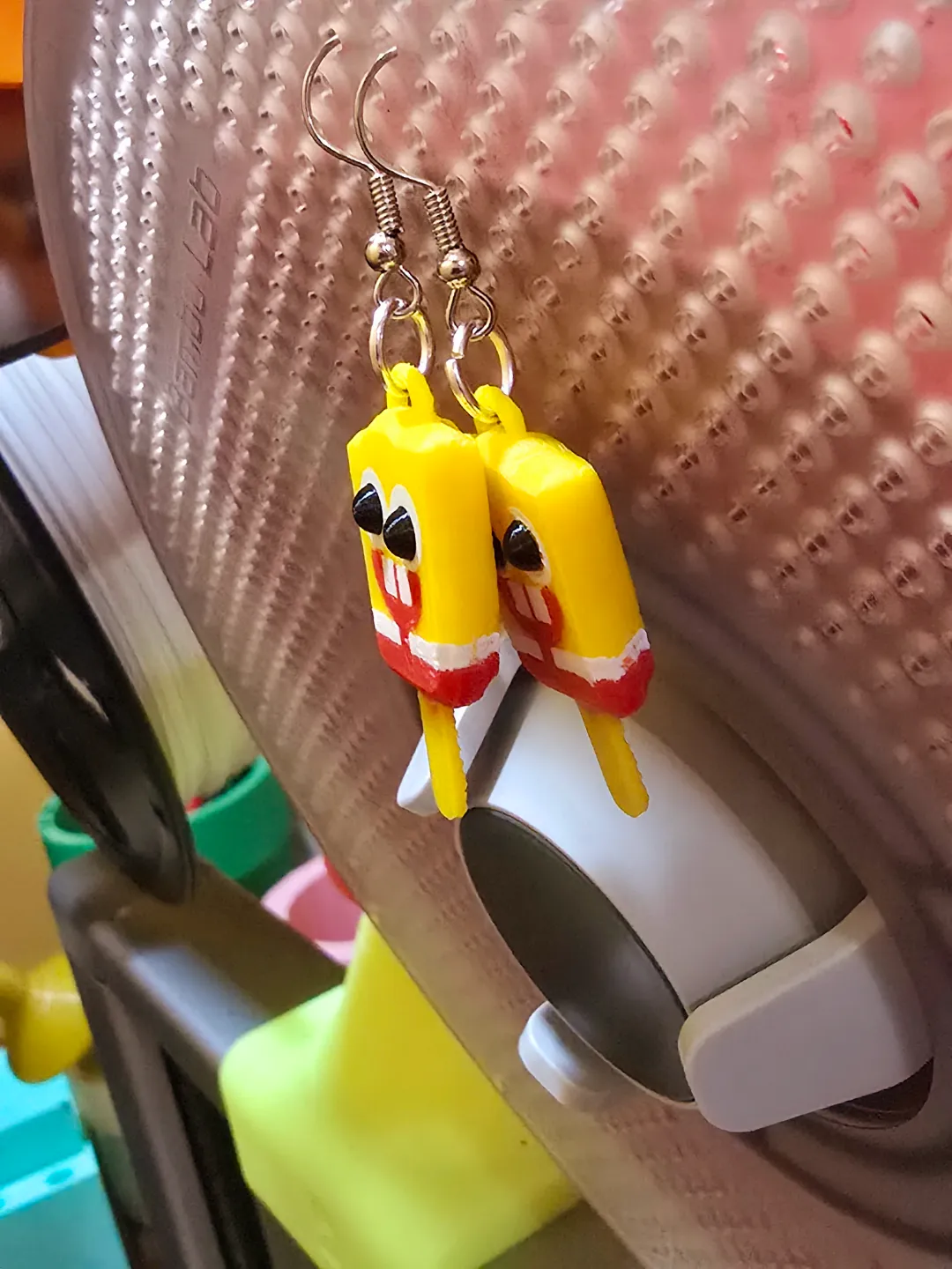 3D SpongeBob popsicle earrings view 2