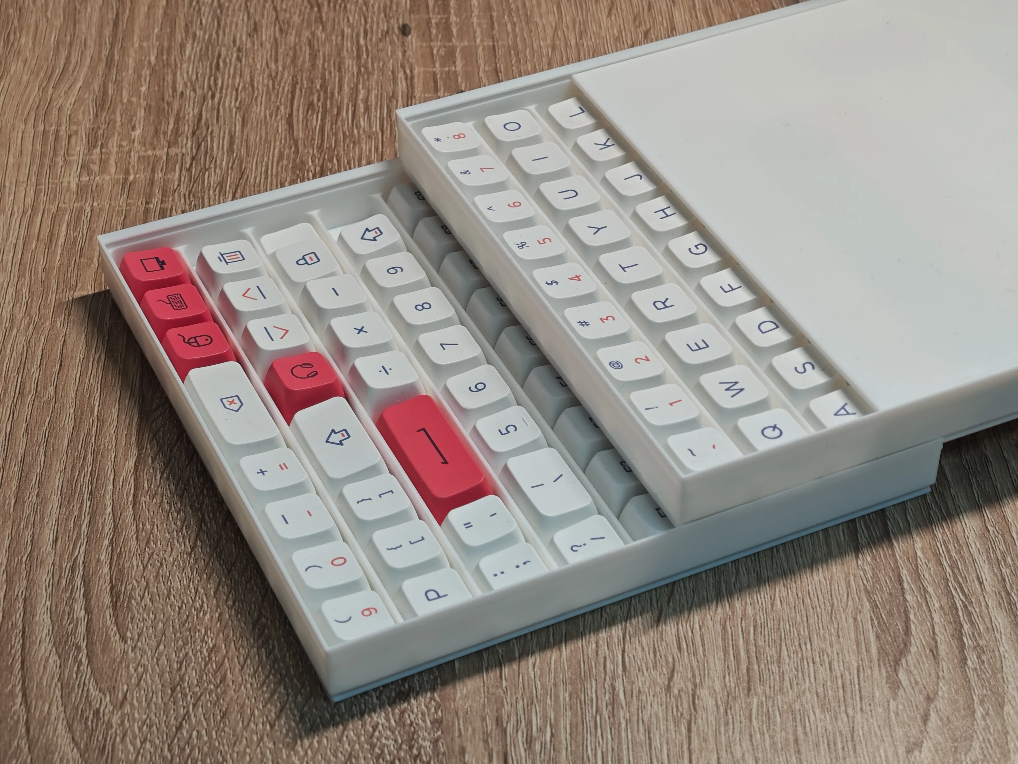 Stackable keycap storage box with pull-out drawers - Free 3D Print ...