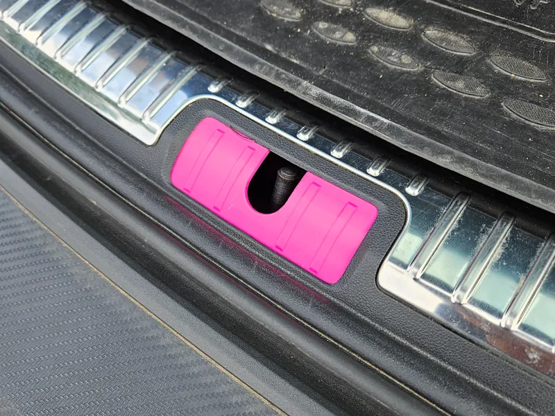 Schlossblende Kofferraum Seat Leon 5f 