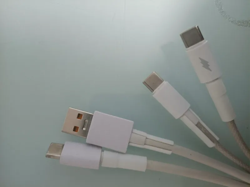 数据线保护套