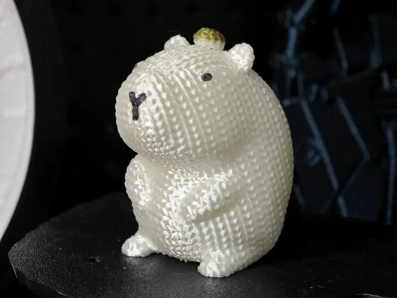 冬日版可爱针织卡皮巴拉